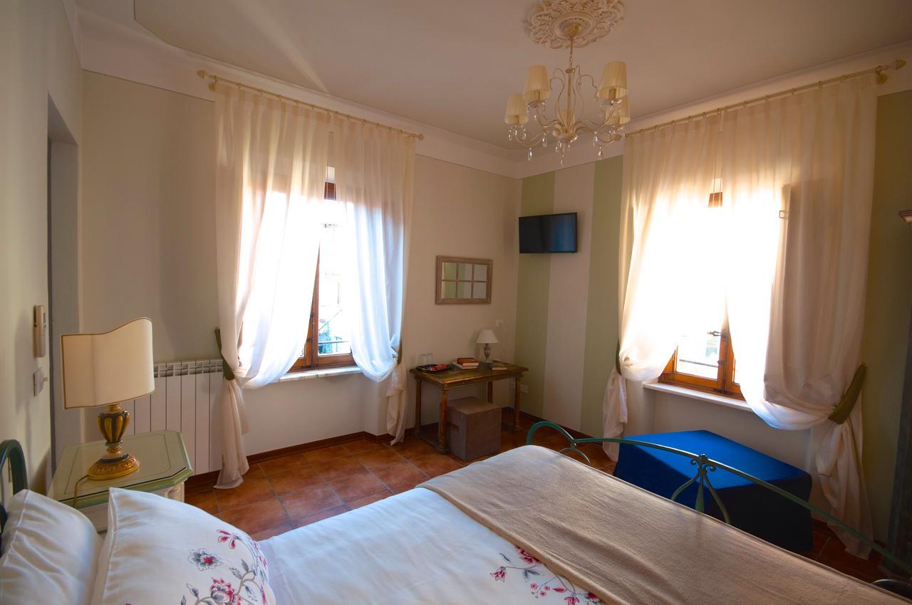 B&B Corte Toro ลุคคา ภายนอก รูปภาพ
