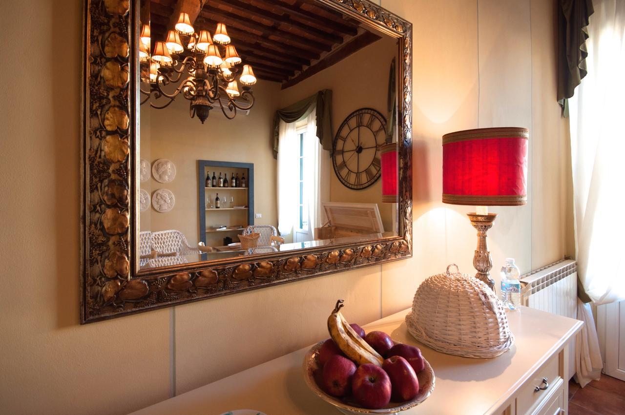 B&B Corte Toro ลุคคา ภายนอก รูปภาพ