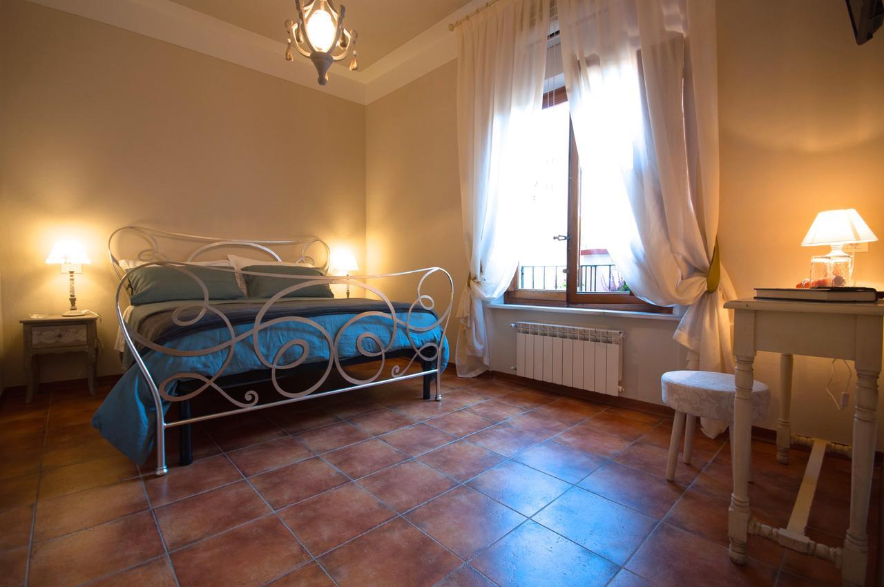 B&B Corte Toro ลุคคา ภายนอก รูปภาพ